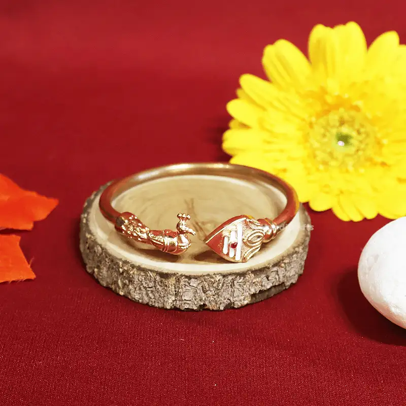 Vel Mayil Impon Kaappu - image 2