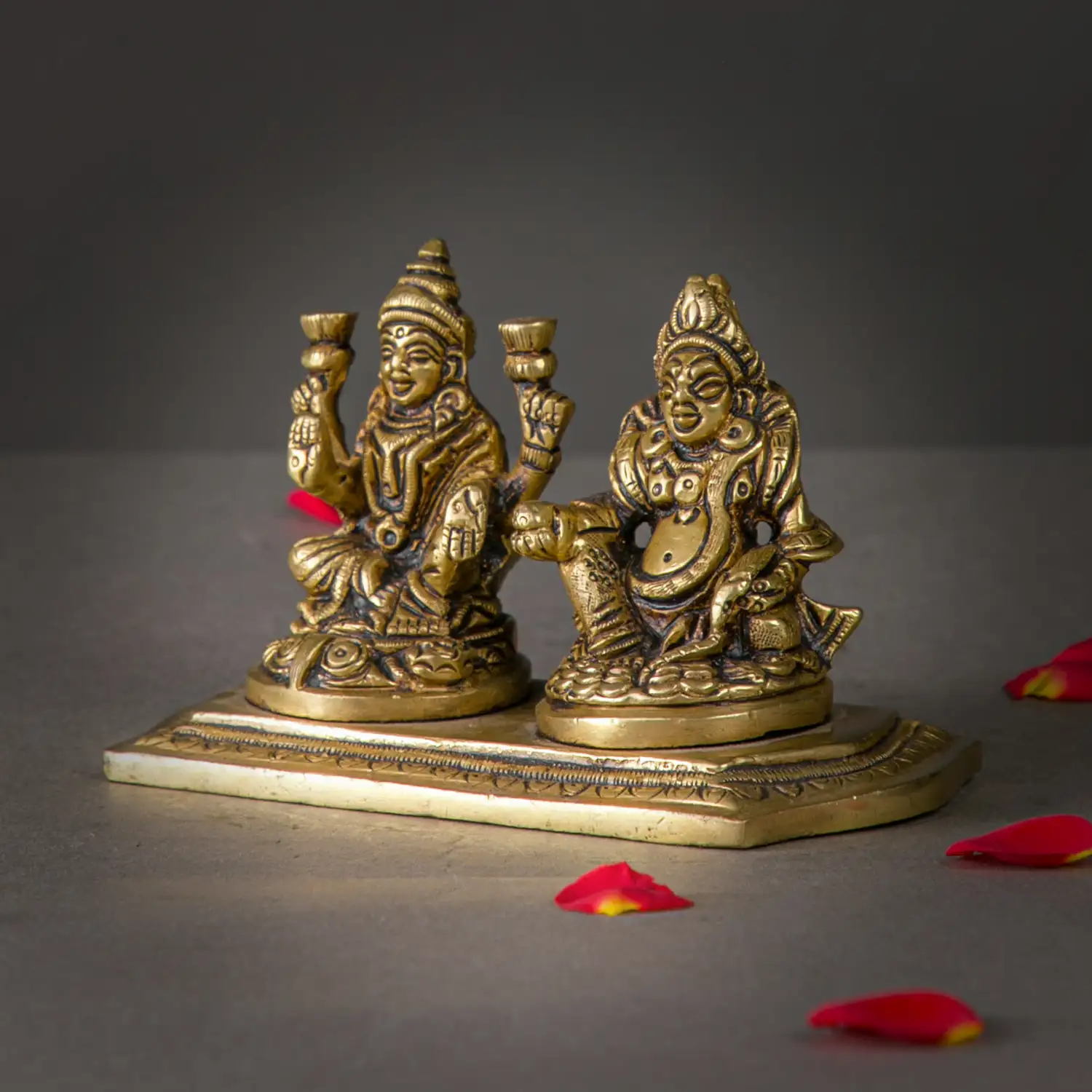 3 inches Brass Lakshmi Kuber Peedam Idol SC - image 2